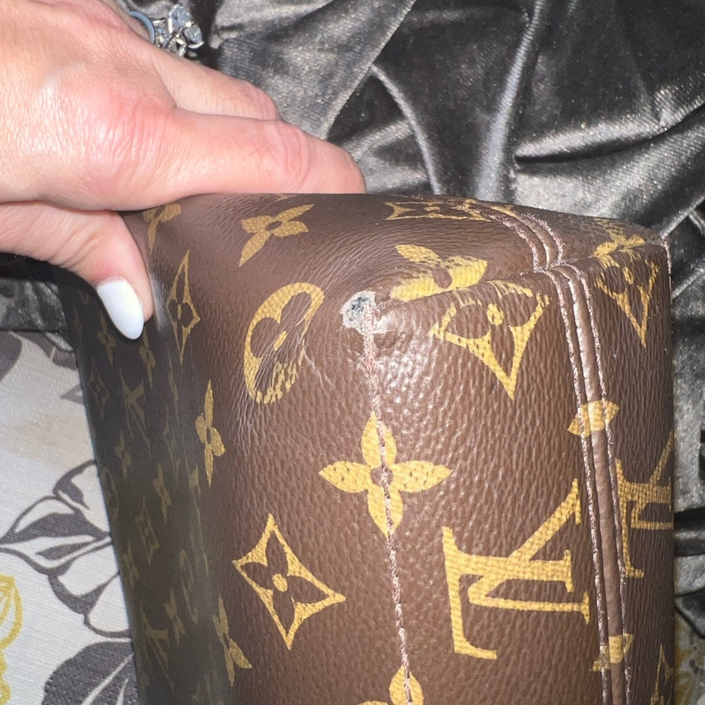 Louis Vuitton Monogram Macassar Magnetic Messenger - Picture 8 of 14